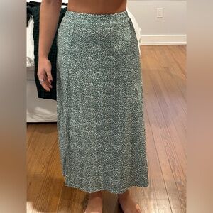 Elegant Green Patterned Women's Skirt